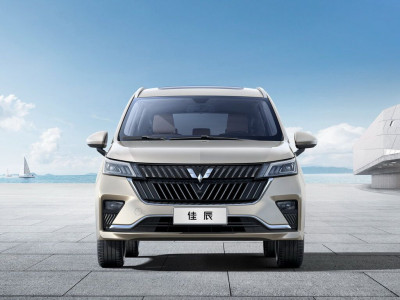 Новый автомобиль Wuling Jiachen