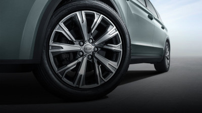 Новый автомобиль Geely Jiaji l