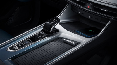 Новый автомобиль Geely Jiaji l