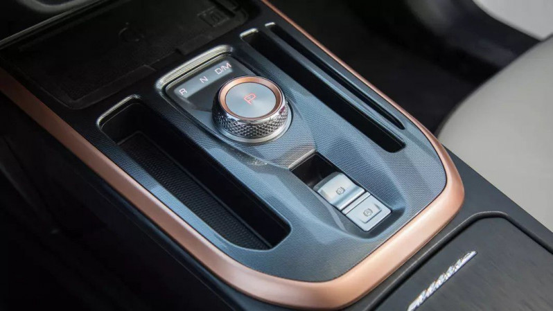 Автомобиль Haval Jolion — 7