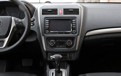 Автомобиль Dongfeng Joyear s50