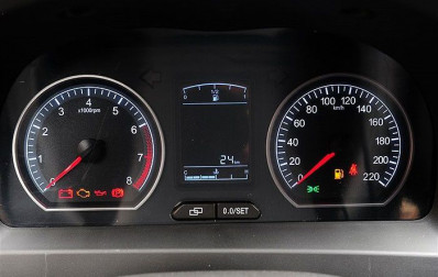 Автомобиль Dongfeng Joyear x3