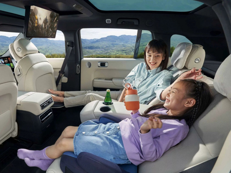 Новый автомобиль Li auto L7 — 17