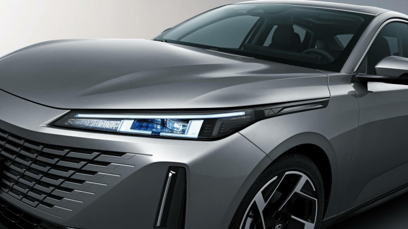 Новый автомобиль Changan Lamore — 4