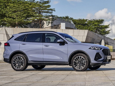 Автомобиль Wey Latte dht