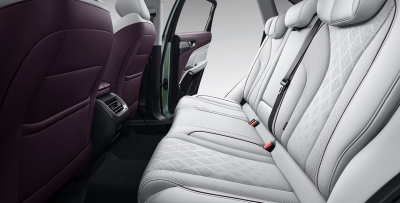 Автомобиль Wey Latte dht