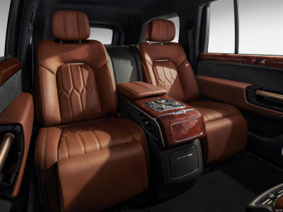 Новый автомобиль Hongqi Ls7