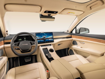 Новый автомобиль Aito M5