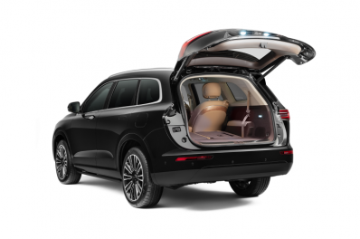 Новый автомобиль Aito M7