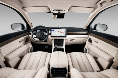 Новый автомобиль Aito M7