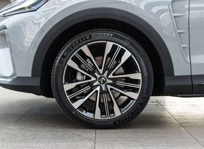 Автомобиль Roewe Marvel r