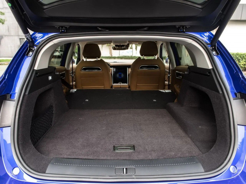 Автомобиль Roewe Marvel x — 9