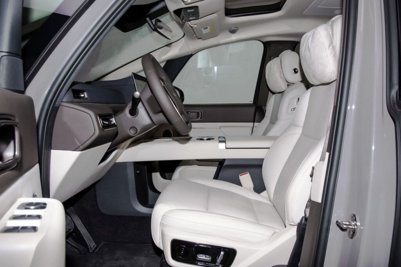 Новый автомобиль Li auto Mega — 9