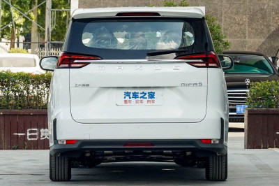 Новый автомобиль Saic maxus Mifa5 plug in