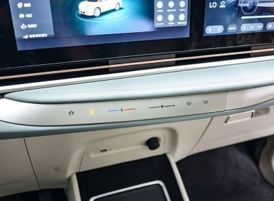 Новый автомобиль Saic maxus Mifa9