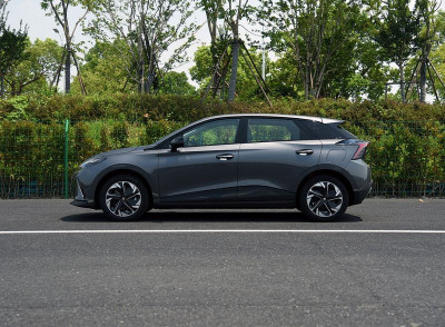 Автомобиль Mg Mulan