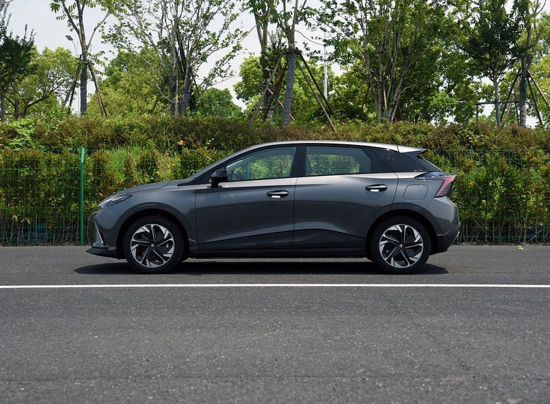 Автомобиль Mg Mulan — 5