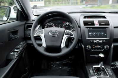 Автомобиль Lifan Murman