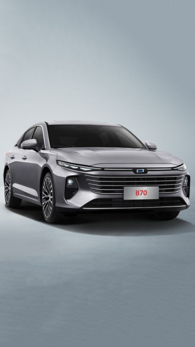 Новый автомобиль Faw New b70