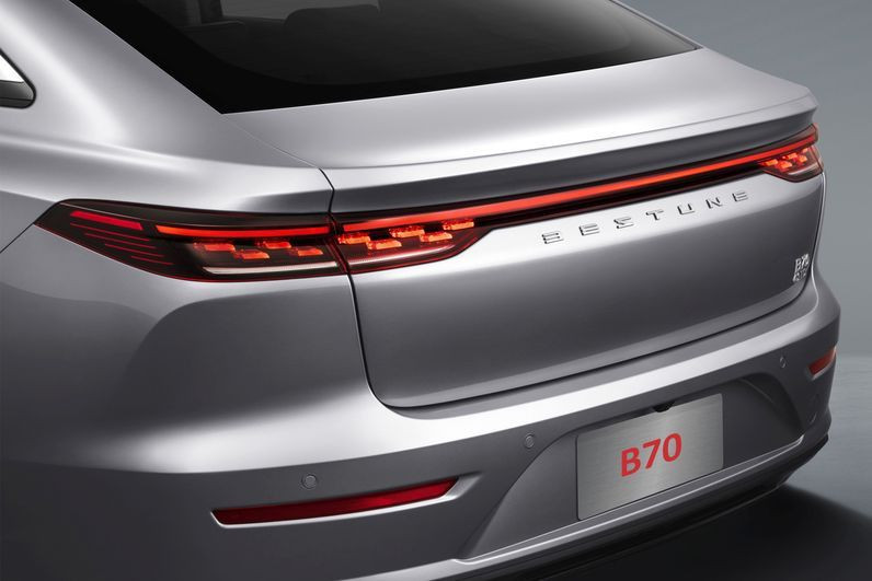 Новый автомобиль Faw New b70 — 5