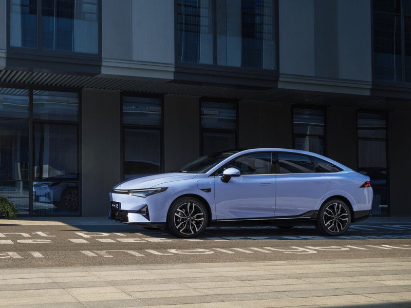 Новый автомобиль Xpeng P5 — 16