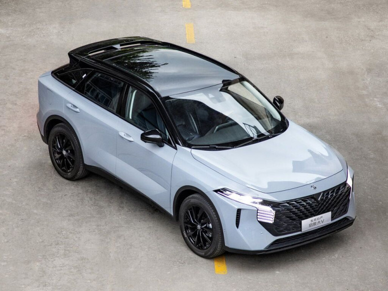 Новый автомобиль Venucia Qichen big v — 14