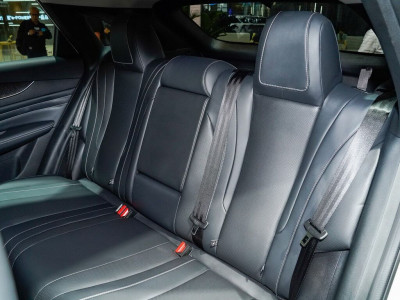 Новый автомобиль Venucia Qichen big v