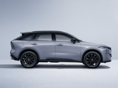 Новый автомобиль Venucia Qichen big v