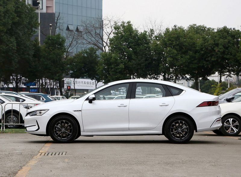 Новый автомобиль Byd Qin plus ev — 3