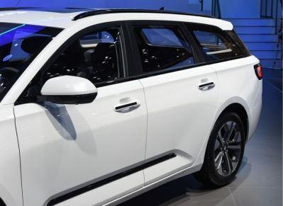 Новый автомобиль Baojun Rc-5w