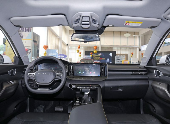 Новый автомобиль Baojun Rc-5w — 5