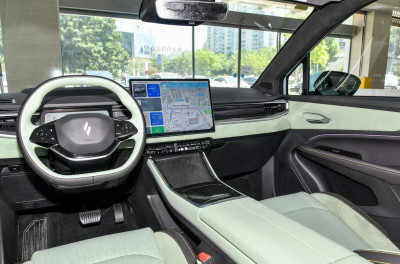 Новый автомобиль Livan Rl7