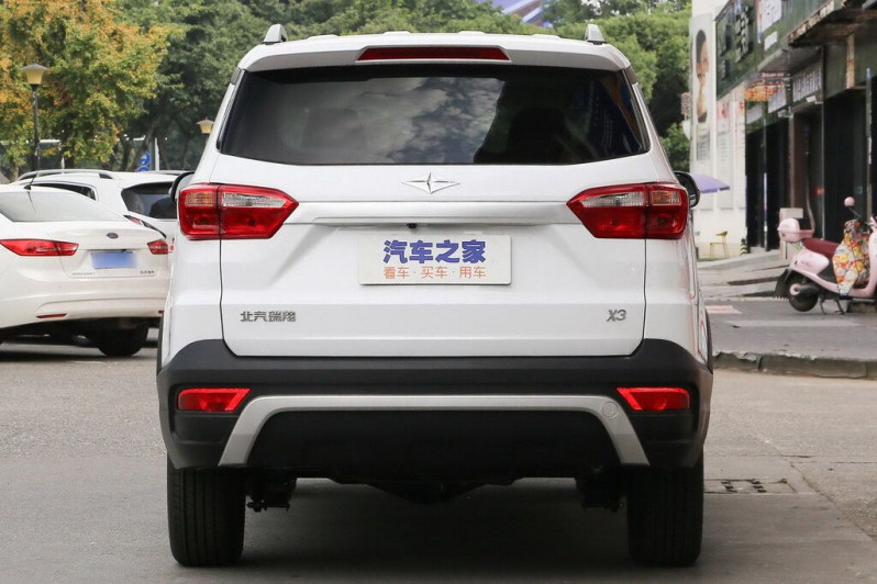 Автомобиль Baic group Ruixiang x3 — 5