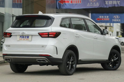 Автомобиль Baic group Ruixiang x5