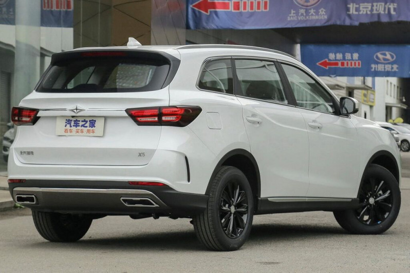 Автомобиль Baic group Ruixiang x5 — 4