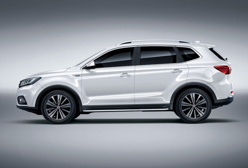 Автомобиль Roewe Rx5 — 11