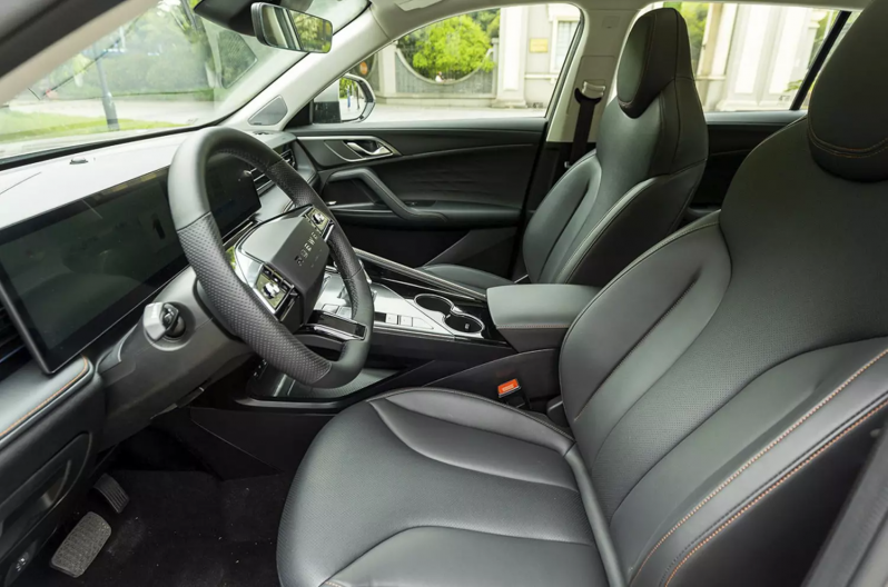 Автомобиль Roewe Rx5 emax — 24