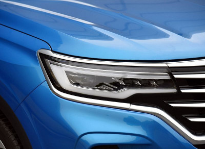 Автомобиль Roewe Rx5 emax new