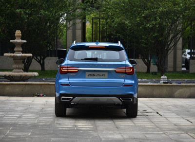 Автомобиль Roewe Rx5 eplus