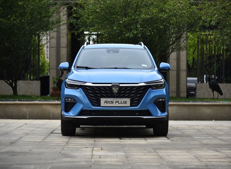 Автомобиль Roewe Rx5 eplus new — 3