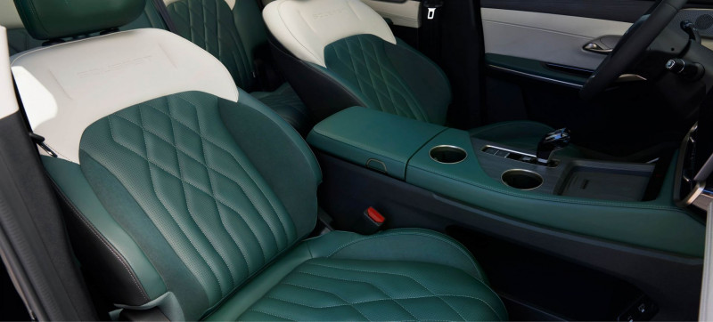 Новый автомобиль Soueast S09 — 2