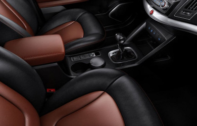 Автомобиль Jac S5