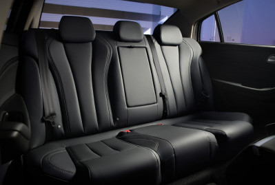 Новый автомобиль Omoda S5