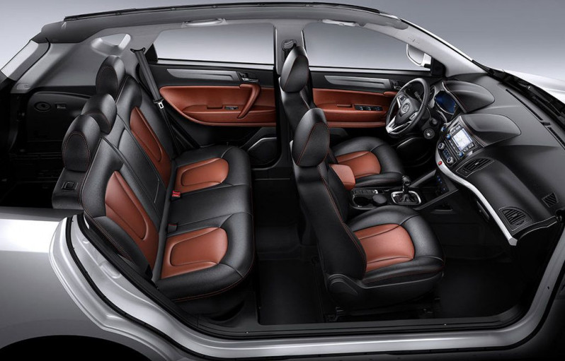 Автомобиль Jac S5 — 14