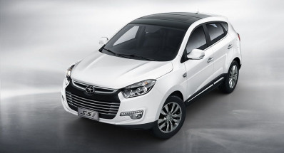Автомобиль Jac S5