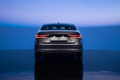 Новый автомобиль Omoda S5