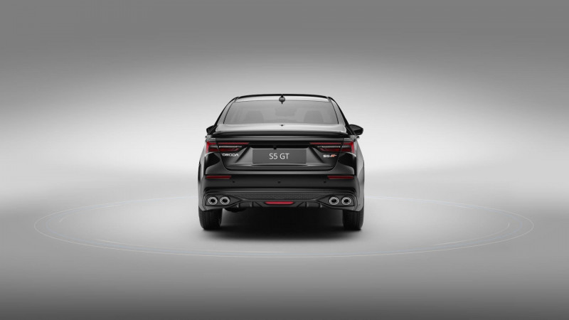 Новый автомобиль Omoda S5 gt — 7