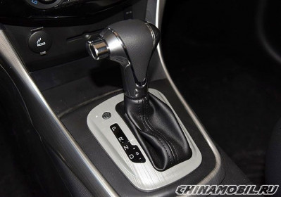 Автомобиль Dongfeng S500