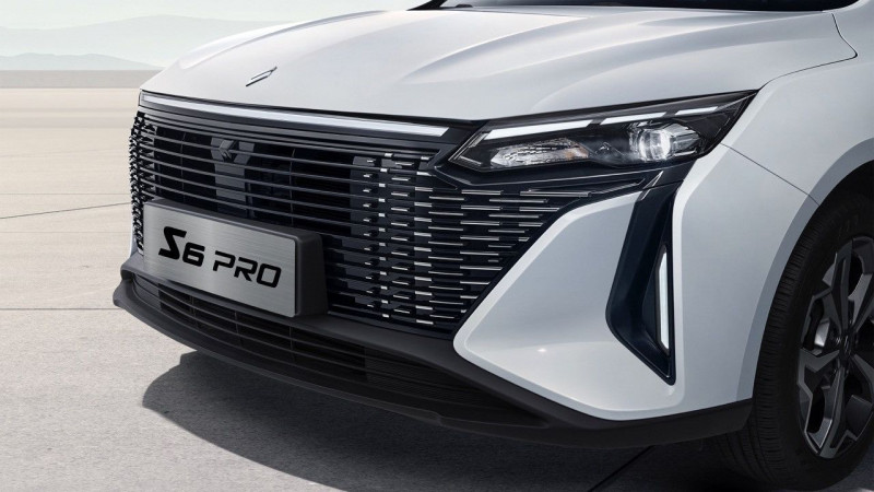 Новый автомобиль Livan S6pro — 2