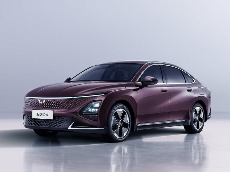 Новый автомобиль Wuling Starlight — 2